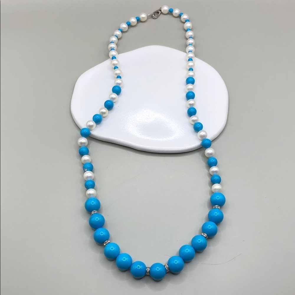 Danbury Mint Turquoise & Cultured Pearl Beads with Sterling Silver Clasp Dressy.
